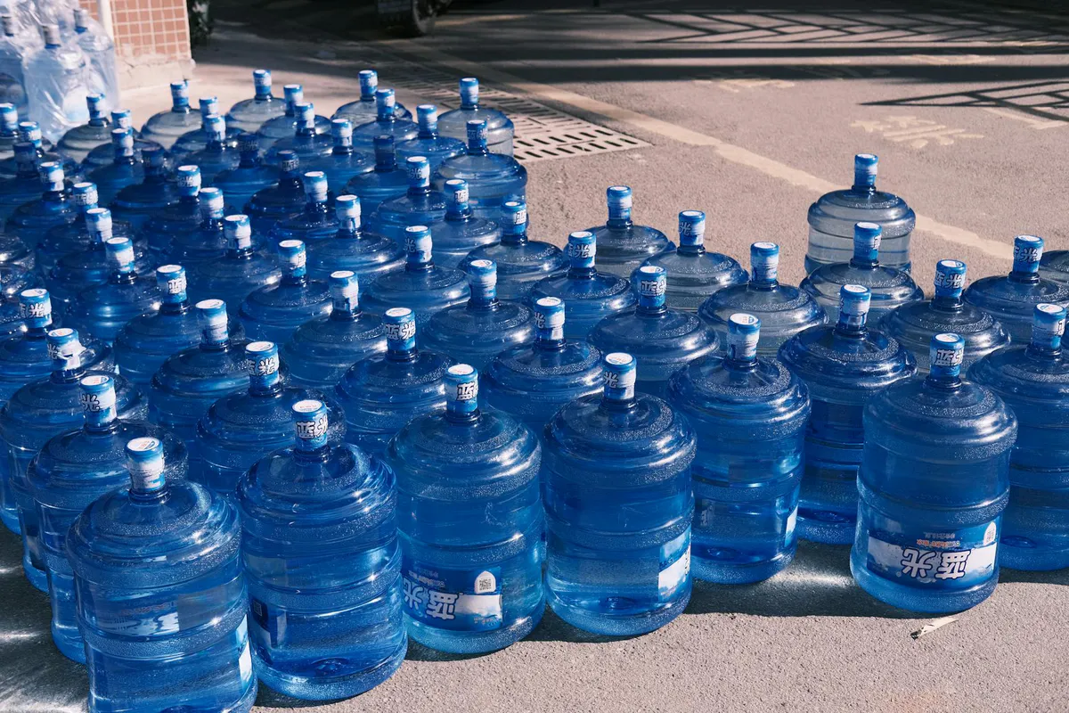 Best Water Filters and Storage for Small Properties